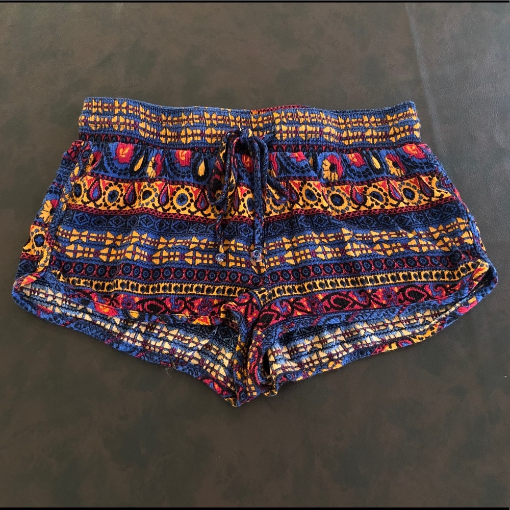 Mieeion shorts